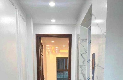 Nhà đẹp lung linh , phố Trung Kính, Yên Hoà, Cầu Giấy 45m2 giá 5.3 tỷ