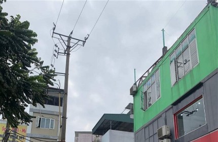 Nhà đẹp lô góc ô tô qua nhà 60m2, mặt tiền- 5m, hơn 6 tỷ Long Biên Hà Nội.