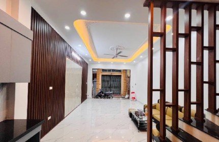 BÁN NHÀ ĐƯỜNG TÔN ĐỨC THẮNG, NHÀ 36M x 5 TẦNG MỚI ĐẸP, GIÁ CHỈ 5 TỶ XÍU