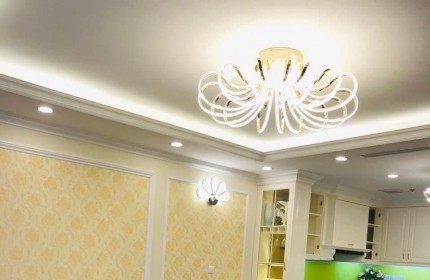 Hiếm ! 110m2 chung cư DLe Roi Soleil  3PN2WC Nội thất cao cấp View Hồ 10 tỷ