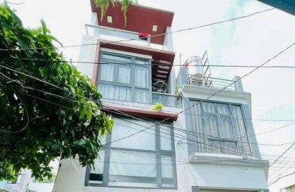 NHÀ MỚI Ở NGAY 44M2 (4x111) 4 TẦNG ST HOÀN CÔNG, HẺM THOÁNG, SÁT MẶT TIỀN, SỔ VUÔNG A4