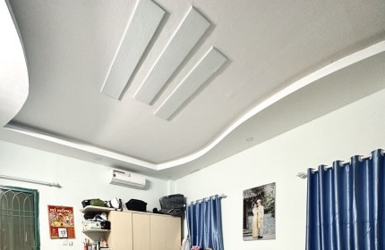 bán nhà hẻm 135 nguyễn hữu cảnh, xe hơi 7 chỗ vi vu, 60m2, giáp ranh Q.1, quá rẻ