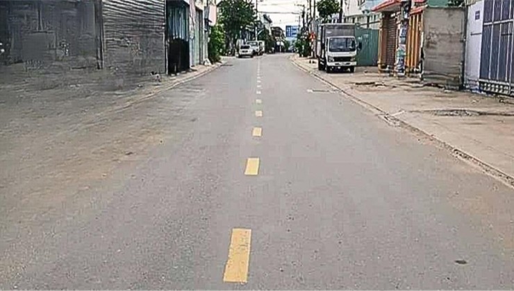 Bán Biệt Thự Đẹp, 3 Tầng Bà Điểm, Hóc Môn, Gần Ngã Tư An Sương. Quận 12