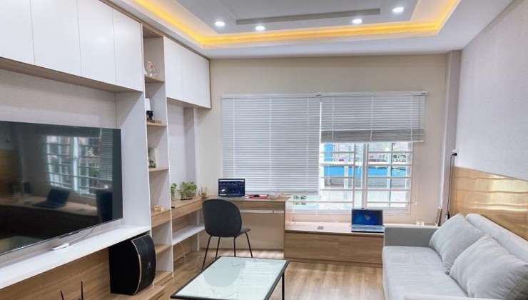 Quận 10, Ba Tháng Hai, ngang 5m, chỉ 7 tỷ, 4 tầng, 30m2