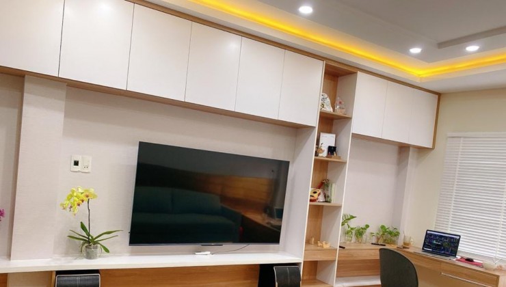 Quận 10, Ba Tháng Hai, ngang 5m, chỉ 7 tỷ, 4 tầng, 30m2