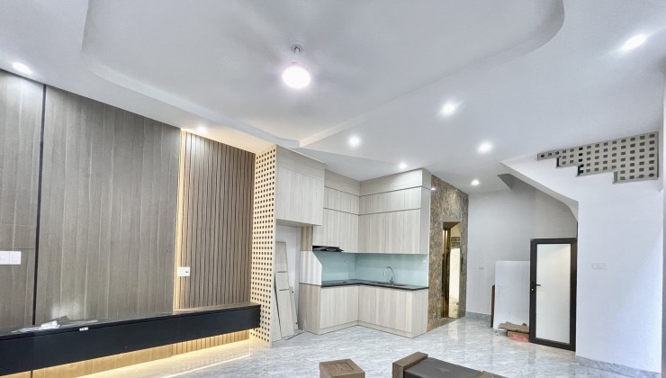 HIẾM KHÔNG CÓ CĂN THỨ 2 - NHÀ ĐẸP 7 TẦNG THANH XUÂN, 45M2, LÔ GÓC, THANG MÁY