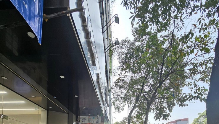 Bán nhà mặt phố Trần Duy Hưng 70m 6T MT5m vỉa hè rộng giá 40 tỷ