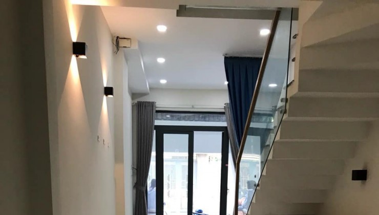 Bán nhà Thích Quảng Đức, phường 5, Quận Phú Nhuận - 43.5m2, 4 lầu, chỉ 5.2 tỷ thương lượng