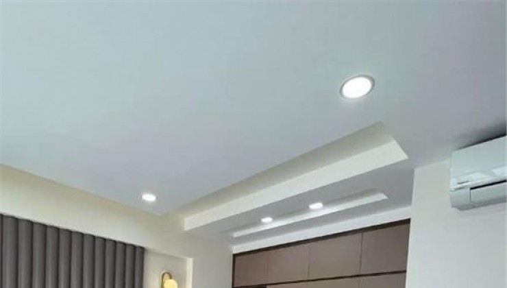 Nhà bán,2 tầng,hẻm 4m,5x14m2,quang trung,gò vấp,giá:nhỉn 5ty