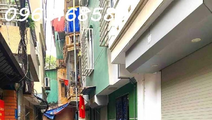 5.58 Tỷ, mặt ngõ Nguyễn Khuyến, ô tô đỗ, ngõ thông, 35m2, 4 tầng,  Full nội thất.