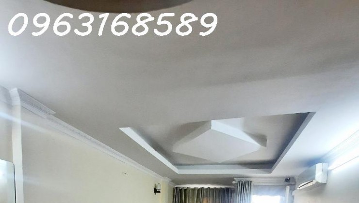 7.3 tỷ, Bán nhà mặt ngõ ô tô đỗ, Chiến Thắng, Văn Quán 38m2, 5 tầng, Full nội thất.