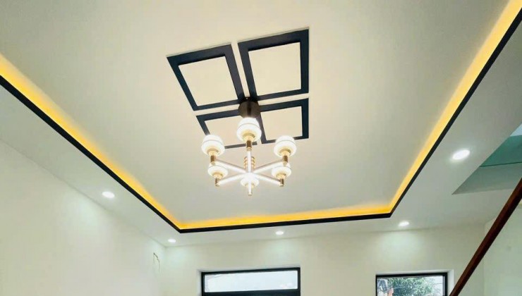 BÁN NHÀ ĐƯỜNG NGÔ CHÍ QUỐC- BÌNH CHIỂU -THỦ ĐỨC [ GIÁ 3..5 TỶ ]
50 M2 [ 5 X 10 ] 3 TẦNG - 3PN - 3 WC - HXH - NHÀ HOÀN CÔNG