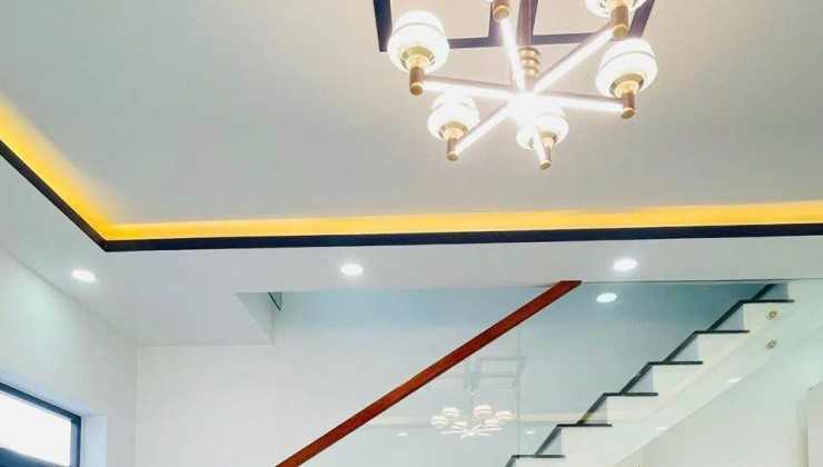 BÁN NHÀ ĐƯỜNG NGÔ CHÍ QUỐC- BÌNH CHIỂU -THỦ ĐỨC [ GIÁ 3..5 TỶ ]
50 M2 [ 5 X 10 ] 3 TẦNG - 3PN - 3 WC - HXH - NHÀ HOÀN CÔNG