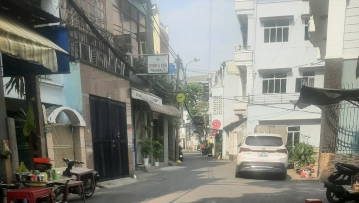 Về quê bán nhà đường Nguyễn Thị Huê Bà Điểm nhà 4 tầng 90m2 chỉ 5.6 tỷ