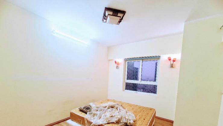 Hàng hiếm! 171m2 căn 4PN giá 8.9 tỷ tòa Sông Hồng Park View số 165 Thái Hà