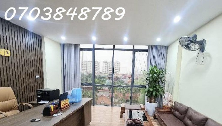 Bán tòa nhà văn phòng, Thanh Trì, 75 m2, 7 tầng, 10.9 tỷ