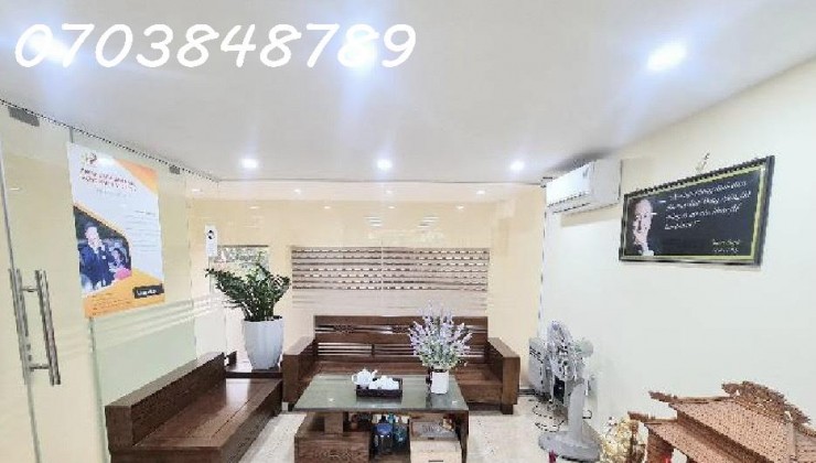 Bán tòa nhà văn phòng, Thanh Trì, 75 m2, 7 tầng, 10.9 tỷ