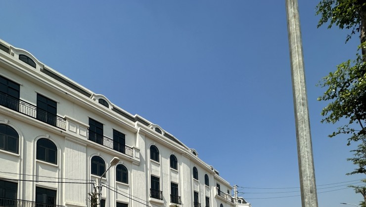 Chính chủ cần bán shophouse 5 tầng, mặt đường Song Phương. đã hoàn thiện mặt ngoài. LH: 0983 232 585