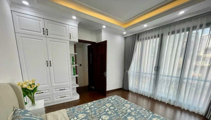 BÁN NHÀ THANH XUÂN 30M 5T LÔ GÓC NGÕ RỘNG THOÁNG GIÁ CHỈ 5 TỶ 4