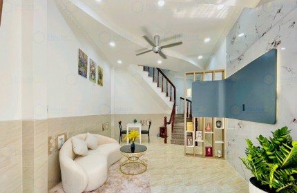 Nhà 3 tầng mới đẹp Nguyễn Bỉnh Khiêm - 9 triệu