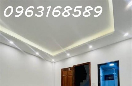 4.5 tỷ, bán nhà Ngô Quyền,nhà mới, ngõ nông, ô tô đỗ,  31m2, 5 tầng, full nội thất