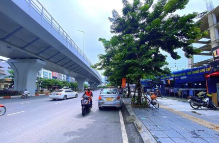 Bán Gấp! Hàng Hiếm quận Hai Bà Trưng, Mặt phố Minh Khai, 172m x 3T, Giá 56 tỷ.