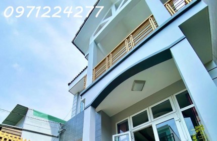 BÁN  NHÀ GẦN ĐƯƠNG LÊ VĂN VIỆT ,TĂNG NHƠN PHÚ A ,THỦ ĐỨC 130M2 ,2 TẦNG ,3 PHÒNG NGỦ ,3 VỆ SINH , NHÀ HOÀN CÔNG ,SÂN ĐỖ ĐƯƠC 3 Ô TÔ  [ GIÁ CHỈ 7.7 TỶ ]