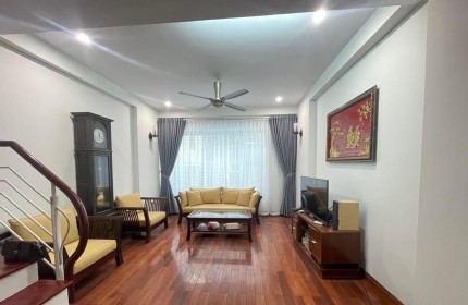 BÁN NHÀ 3 TẦNG 42m2 - CHỈ 2 TỶ 500 - KIM GIANG Thanh Trì - TẶNG FULL NỘI THẤT