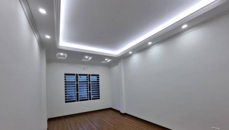 BÁN NHÀ NGHĨA ĐÔ CẦU GIẤY PHÂN LÔ VIP OTO TRÁNH KINH DOANH Ở KẾT HỢP 45M2 x6 TẦNG