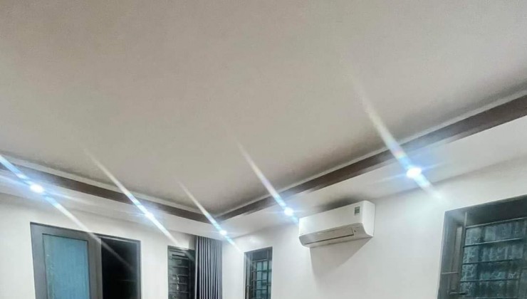 BÁN NHÀ YÊN HÒA CẦU GIẤY HOT VIP 36M2 X 5T MT4M GẦN OTO GIÁ CHỈ 5,5 TỶ