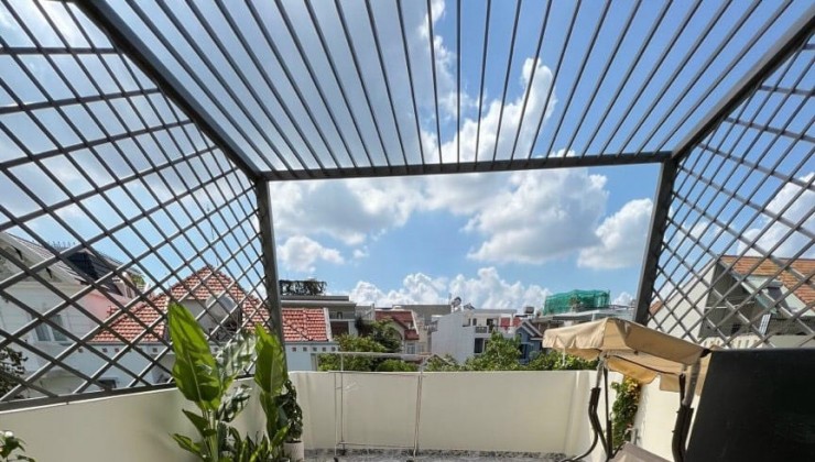 NHÀ QUẬN 7, NGUYỄN THỊ THẬP ( 115 M2) 3 TẦNG, HẺM XE HƠI, GIÁ RẺ