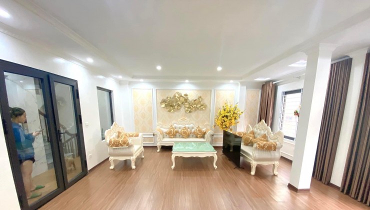 Bán Nhà! Phân Lô Phố Hoàng Đạo Thành, Quận Thanh Xuân, 62m x 7T. Giá 12 tỷ.