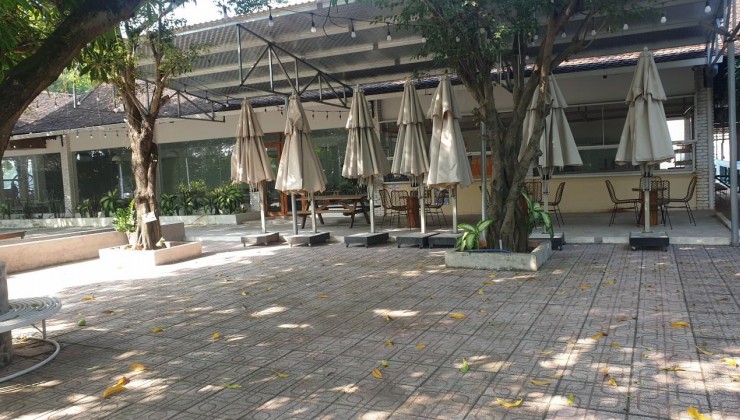 Cho thuê : hơn 1000m2 quán café sân vườn ở vnh phú.