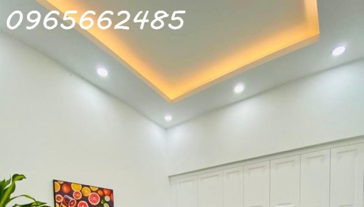 Bán nhà Văn Quán 38m2, 4 tầng, full đồ, cách ô tô tránh 8m, 4 tỷ