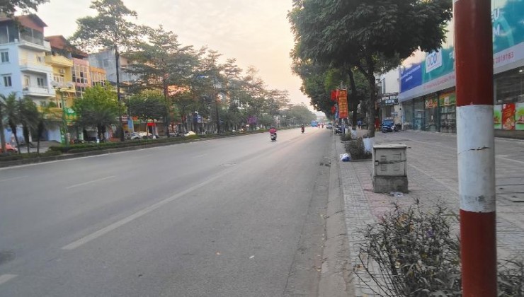 NÓNG CĂN NHÀ SIÊU ĐẸP TRUNG TÂM THANH AM LONG BIÊN 40M2