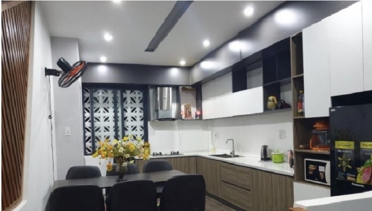 ► Mặt Tiền Hồ Huân Nghiệp, 87m2 4 tầng đẹp, GIÁ SẬM HẦM