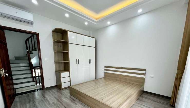 BÁN NHÀ HOÀNG NHƯ TIẾP 35M2, 5 TẦNG, HƠN 4 TỶ - Ô TÔ GẦN NHÀ - FULL NỘI THẤT CAO CẤP