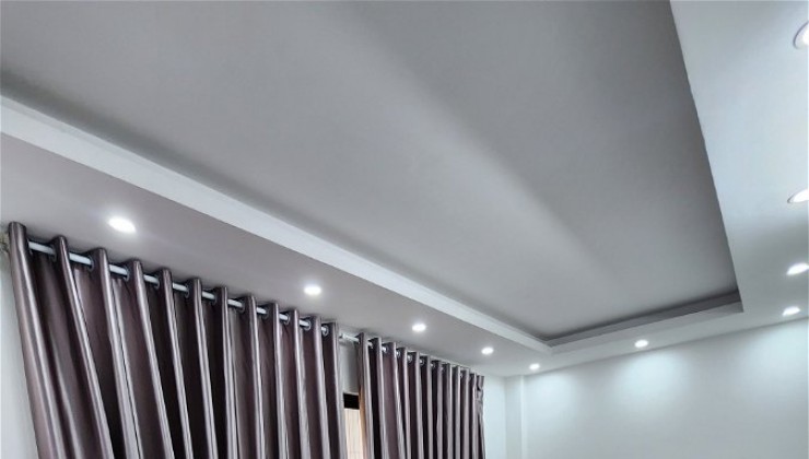 Chung cư Skyline Hoàng Cầu đẳng cấp 3 ngủ, nội thất xịn xò 105m sổ riêng.