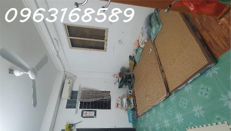 Bán nhà Ngõ 112 Văn Quán, mặt ngõ ô tô đỗ, 45m2, Kinh doanh, Giá bán 6.3 tỷ, có thương lương.