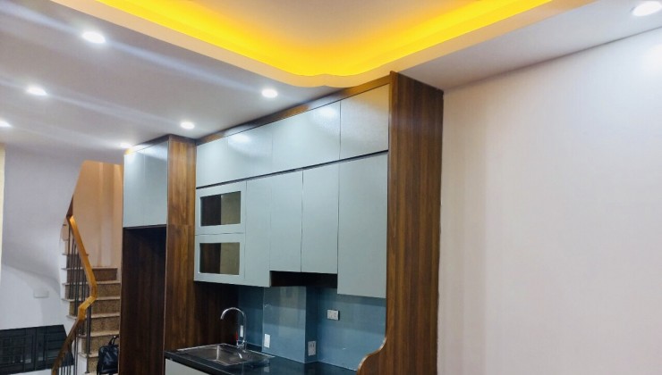 CẮT LỖ 1 TỶ NHÀ 6 TẦNG THANG MÁY ĐƯỜNG CỔ NHUẾ 42M2, GARA NGÕ THÔNG KINH DOANH 5.6 TỶ