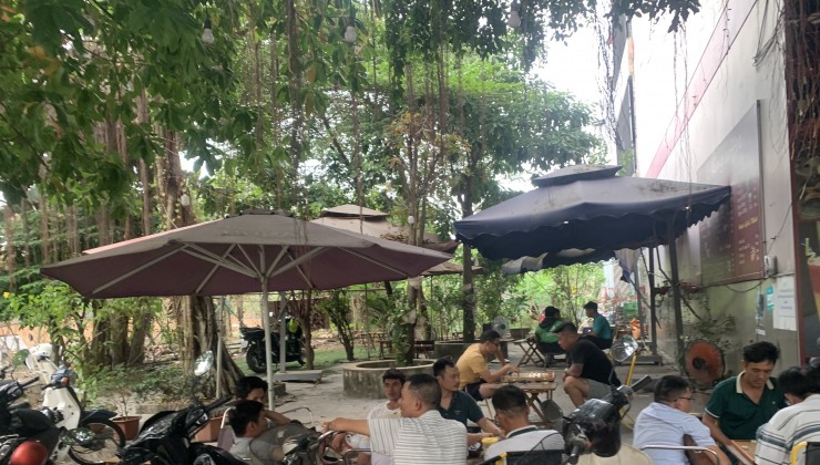 Bình Dương , HOT, Sang quán Cafe Cờ Tướng Góc 2 MT DTSD: 250 m2 , DT : 10m x 25m, quán có lượng khách và doanh thu sẵn,  tel : 0357470296