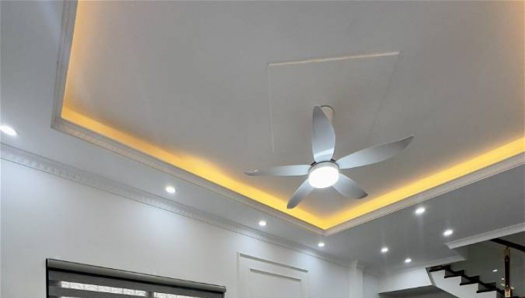 NHÀ HOÀNG NHƯ TIẾP MỚI ĐẸP 5 TẦNG,DT 48m2, LÔ GÓC, Ô TÔ QUA CỬA, KD,Nhỉnh 5,5 tỷ