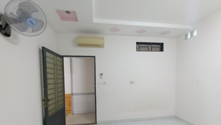 5.8 Tỷ, 80m2 Ngang 5m, 2 Tầng, HXH 8m thông, Lê Văn Việt, P.Tăng Nhơn Phú B, Quận 9