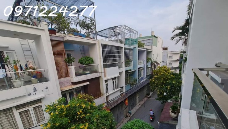 BÁN NHÀ GÀN VẠN PHÚC CITY ,HIỆP BÌNH CHÁNH THỦ ĐỨC 105M2 4 TÀNG [ 5.5 X 19 ]  4 PHÒNG NGỦ  5 VỆ SINH- [ GIÁ CHỈ 10.5 TỶ ]