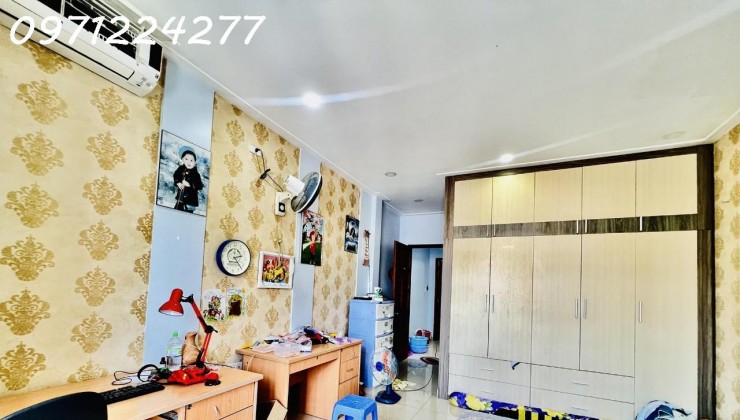 CẦN BÁN NHÀ HIỆP BÌNH PHƯOC 92M2 4 TẦNG BTCT 4PN 5WC, HOÀN CÔNG CHUẨN CHỈNH - XE HƠI NGỦ TRONG NHÀ [, GIÁ CHỈ 6.5 TỶ ]