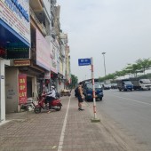 Hiếm, Mặt phố Nguyễn Văn Linh, Long Biên, đường đôi, Kinh doanh sầm uất, 30m2x4T, 3.2 tỷ.