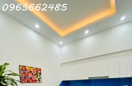 Bán nhà Văn Quán 38m2, 4 tầng, full đồ, cách ô tô tránh 8m, 4 tỷ