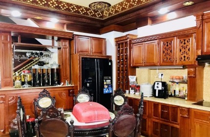 Mặt tiền kinh doanh, Linh Đông Thủ Đức, 4 tầng, 153m2 ngang 5m sổ A4, hoàn công