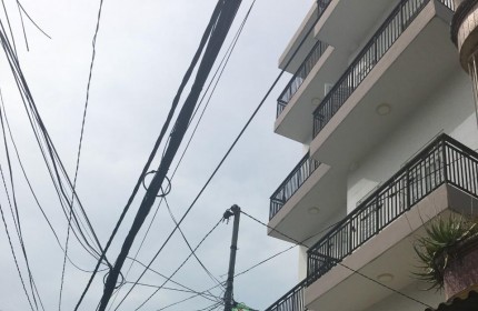 SIÊU PHẨM 4 TẦNG 30M2 GIÁ CHỈ 3 TỶ Nhỉnh                                                        +Vị Trí :Nguyễn Văn Công Phường 3 Gò Vấp