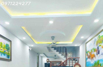 BÁN NHÀ MẶT TIỀN ĐƯỜNG 359 PHƯỚC LONG B, THỦ ĐỨC,104M2  [ 4 X 26 ] 2 TẦNG ,3 PHÒNG NGỦ ,SỔ HỒNG RIÊNG ,HOÀN CÔNG ĐỦ [ GIÁ 8 TỶ 9 ]